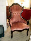antique chair.jpg (52293 bytes)