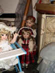 collectible dolls4.jpg (59907 bytes)