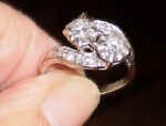 diamond ring2.jpg (16525 bytes)