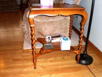 Unusual Tiger Oak Lamp Table W Serpentine Legs.jpg (116267 bytes)