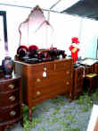 antique dresser and ruby glassware.jpg (64318 bytes)