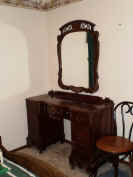 antique Mirror and Chest Of Drawers.jpg (34342 bytes)